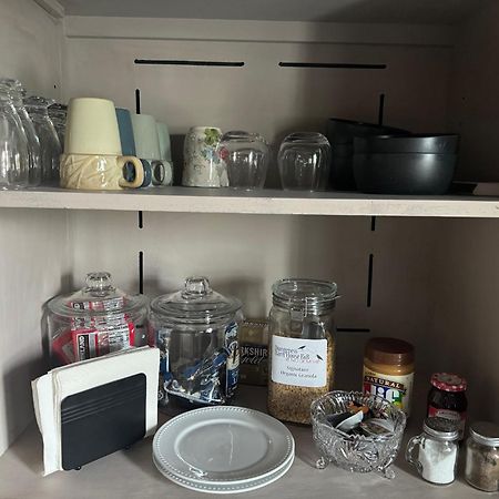 סקווים Dungeness Barn House Bed And Breakfast At Two Crows Farm מראה חיצוני תמונה